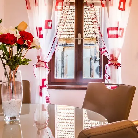 Apartamento Argemonia Milna (Brac)